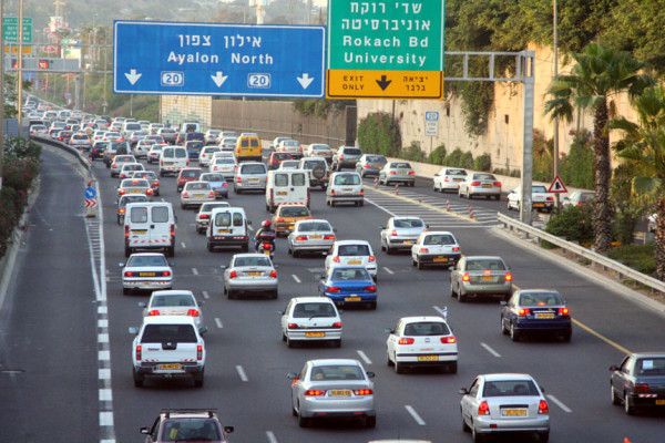 الجيش الإسرائيلي يسحب السيارات الصينية من ضباطه خشية التجسس