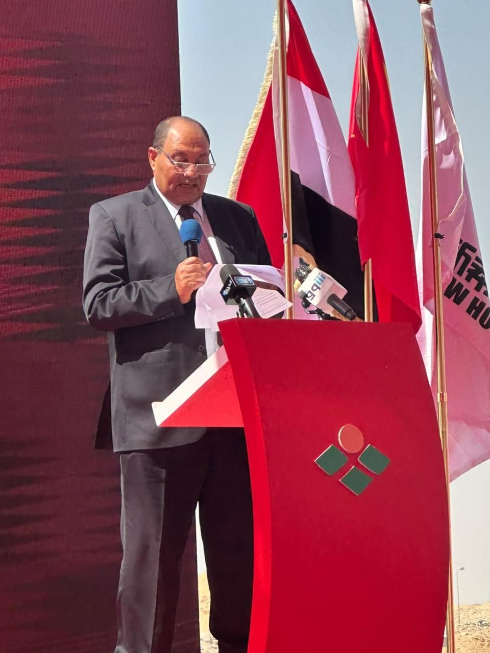 7df8aedc05.jpg