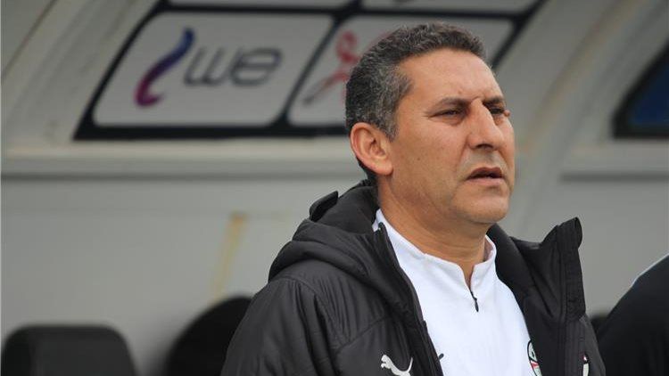 حسين عبداللطيف المدير الفني لمنتخب الناشئين، فيتو