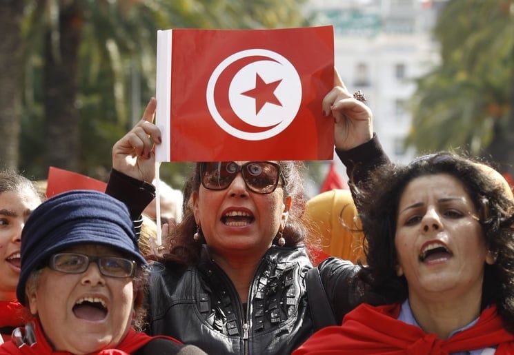 اغتصاب جماعي لطفلة يهز تونس