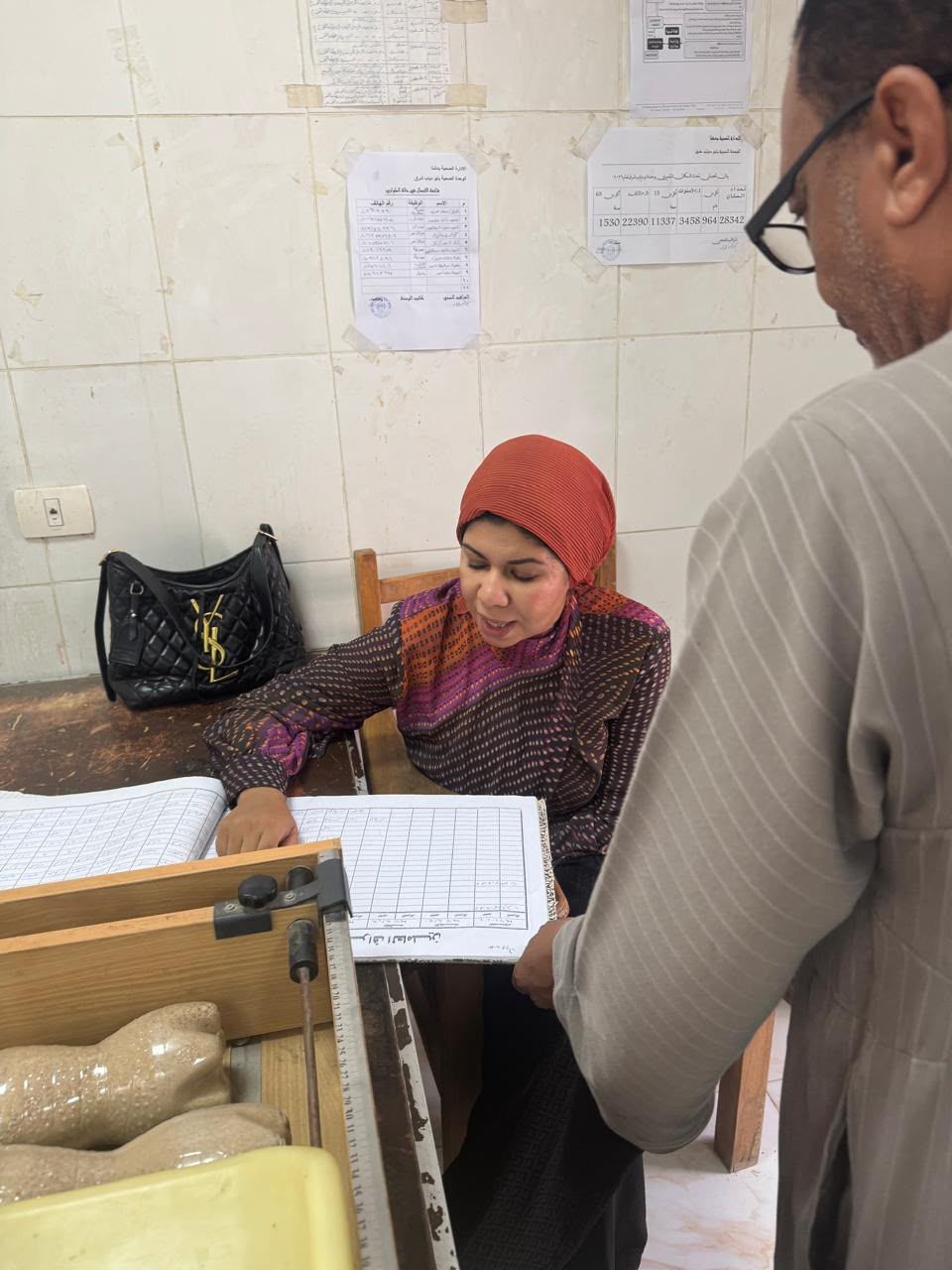 جولة تفقدية بعدد من الوحدات الصحية التابعة لإدارة دشنا الصحية، فيتو