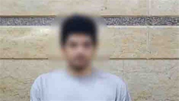ضبط عاطل بالشرقية يدير صفحات للنصب على المواطنين بانتحال صفة فتاة