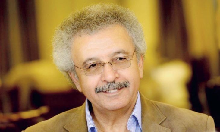 الشاعر والروائي الفلسطيني إبراهيم نصر الله يهدي جائزة “نيوستاد” العالمية لغزة