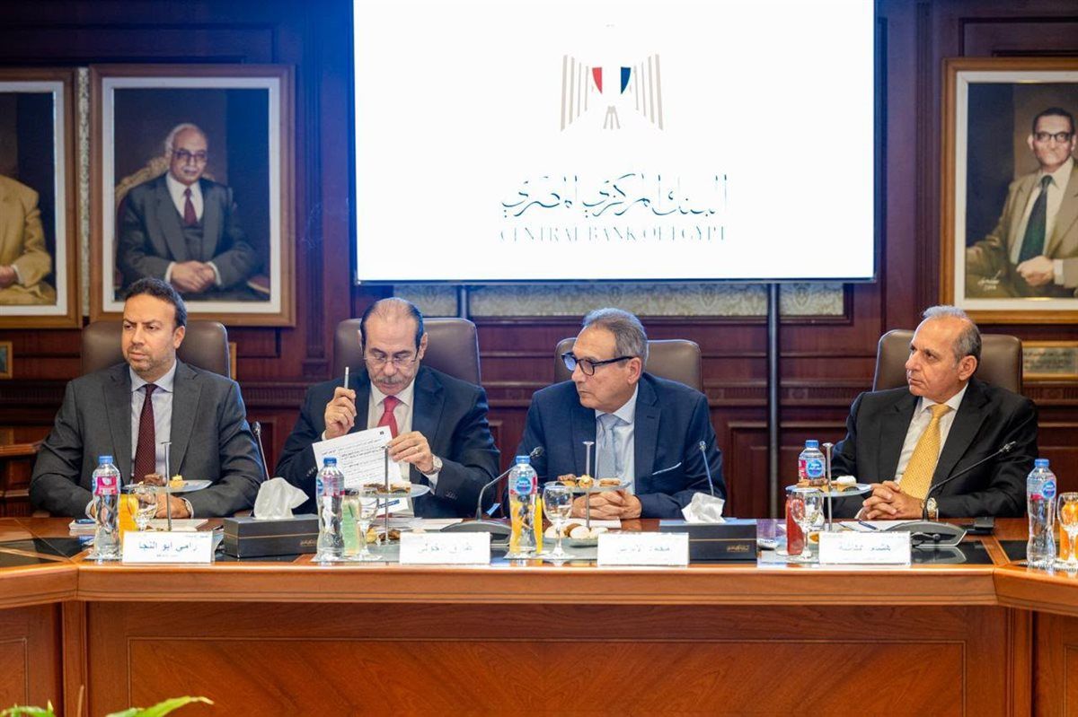 برأسمال مليار جنيه، محافظ البنك المركزي ووزير الصناعة يطلقان صندوق إعادة هيكلة المصانع المتعثرة