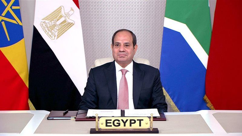 السيسي لـ نظيره الصومالي: ندعم سيادة الصومال ووحدة وسلامة أراضيه.. نحرص على المساهمة في تعزيز قدرات الدولة الصومالية وترسيخ الأمن والاستقرار وتحقيق تطلعات الشعب الشقيق