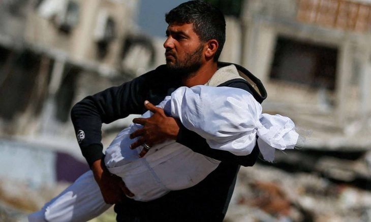 “إبادة الجيل”… 21,745 طفلا استشهدوا في غزة منذ بدء الحرب