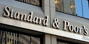 ستاندرد آند بورز تعدل نظرتها المستقبلية لمصر إلى "مستقرة"