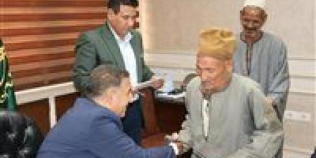 محافظ القليوبية يعقد اللقاء الجماهيري الـ91 لبحث مطالب وشكاوى المواطنين
