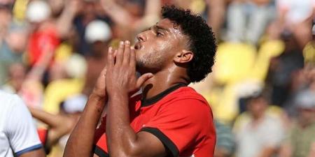 بعد استدعائه بديلًا لمحمد صلاح، أسامة فيصل مهدد بعدم الانضمام لمنتخب مصر لهذا السبب