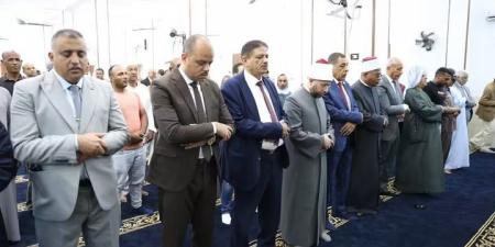 بتكلفة 4.4 مليون جنيه، وزير الأوقاف ومحافظ الوادي الجديد يفتتحان مسجد عمر بن عبد العزيز
