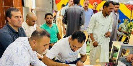 بمشاركة 40 طالبا وطالبة،"شباب الشرقية " تتابع تنفيذ مشروع نشر رياضة الهوكي