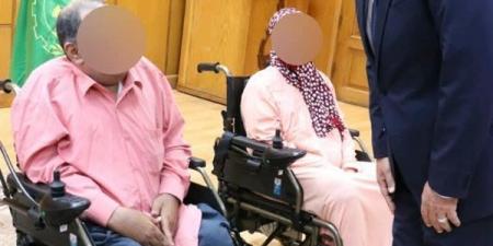 محافظ القليوبية يُسلِّم 5 كراسي كهربائية لذوي الهمم بالتنسيق مع التضامن