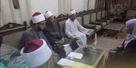 أوقاف قنا تواصل اختبارات المتقدمين للالتحاق بمركز إعداد محفظي القرآن الكريم