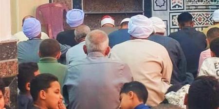 هل يجوز للمسافر إمامة المقيم في صلاة الجمعة؟ الإفتاء تكشف رأي المذاهب