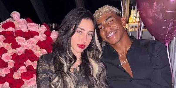 لامين يامال يشتري قصر بيكيه وشاكيرا من أجل نيكول