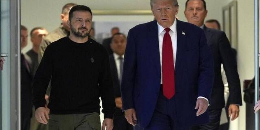 زيلينسكي يدعو ترامب لعقد قمة ثلاثية لإنهاء الحرب مع روسيا