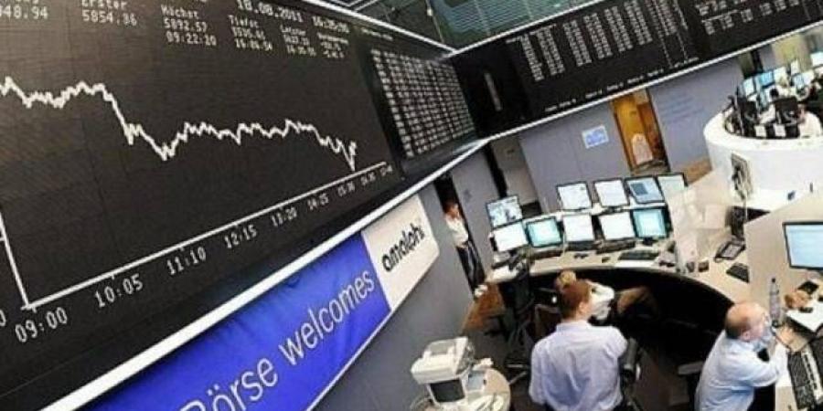 تراجع الأسهم الأوروبية بضغط من المأزق الدبلوماسي وتصاعد عوائد السندات