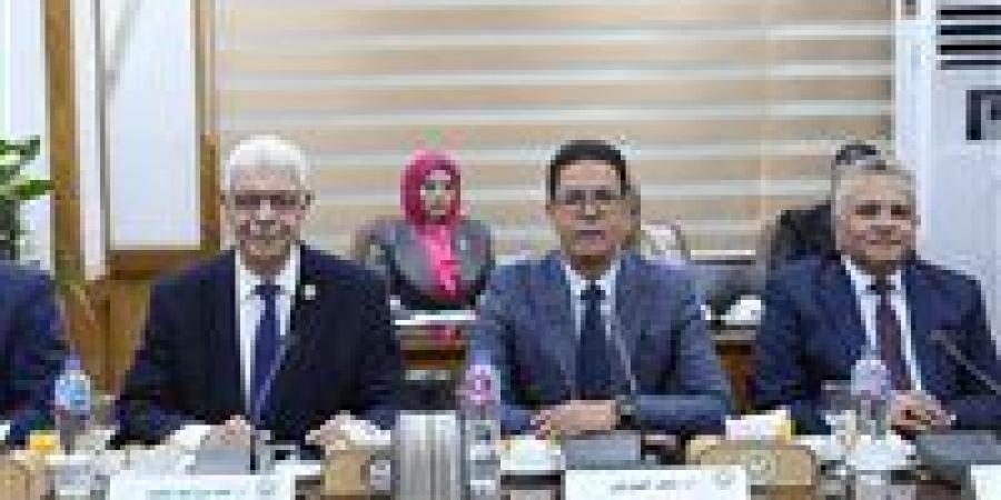 رئيس جامعة بنها: 200 بحث ومشروع ابتكاري جاهز للتطبيق الصناعي والاستثمار