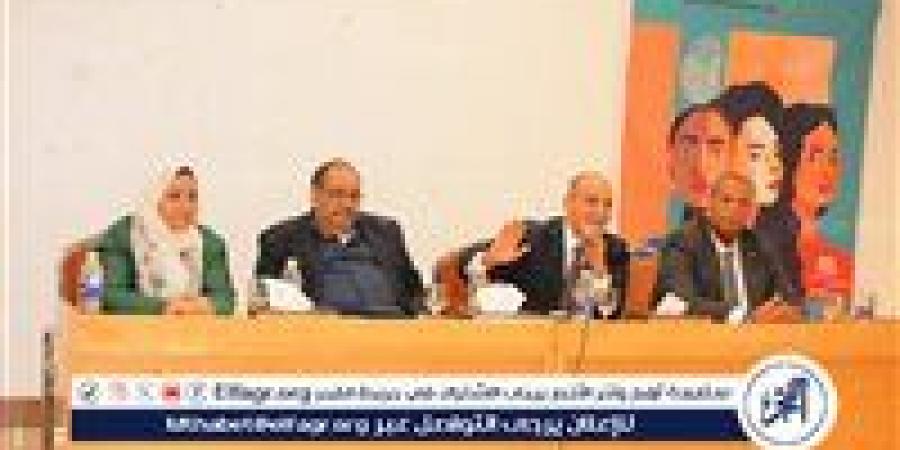 نائب رئيس جامعة أسيوط يحاضر عن ريادة الأعمال بقوافل المرأة للثقافة والإبداع