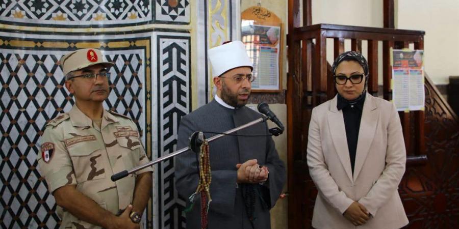 وزير الأوقاف ومحافظ الوادي الجديد يفتتحان مسجد السبط الكبير بالخارجة