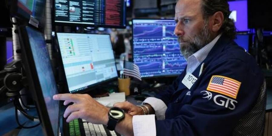 استقرار الأسهم الأمريكية مع التقاط النفط وعوائد السندات أنفاسهما
