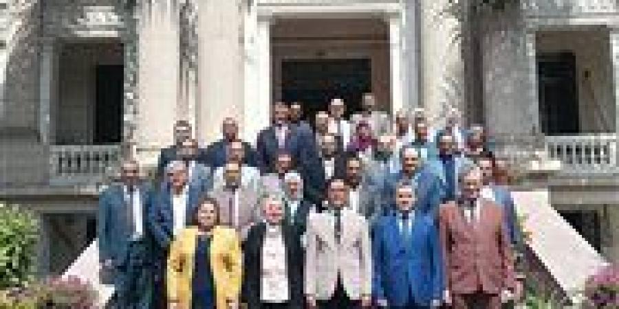 «الجيزاوي» يعلن برامج أكاديمية جديدة بجامعة بنها.. ونادٍ اجتماعي لمنتسبي الجامعة على كورنيش النيل
