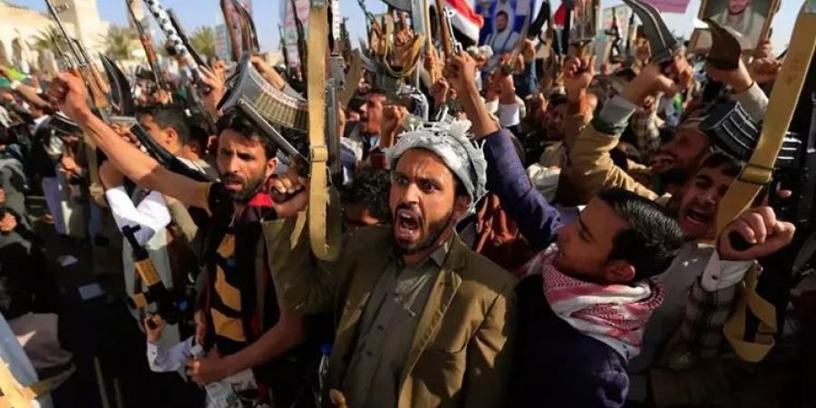 قوات برية مصحوبة بدعم جوي، تفاصيل عملية عسكرية سعودية لاستهداف الحوثيين في باب المندب