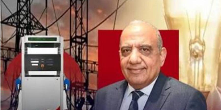 داليا جمال تكتب: المستهلك.. شركات التوزيع.. أم الموازنة العامة؟ من يدفع فاتورة نقل الكهرباء؟ عصمت يوافق على قرار جهاز تنظيم مرفق الكهرباء باعتماد مقابل استخدام الشبكة اعتبارًا من أول أكتوبر 2026
