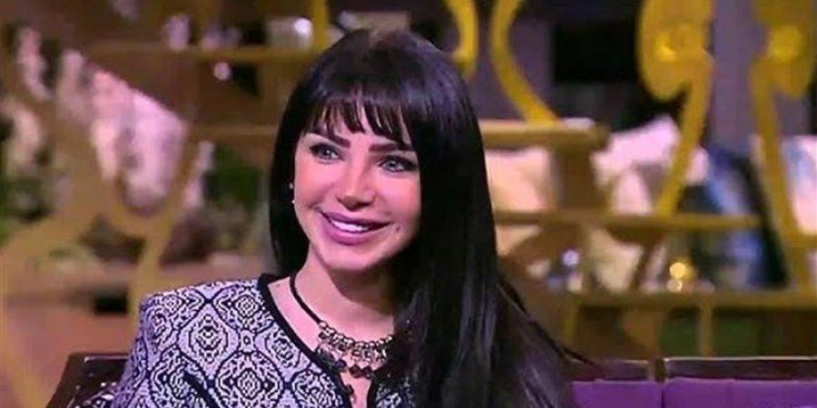 تطورات الحالة الصحية للمؤلفة إنجي علاء بعد جراحة بالمخ