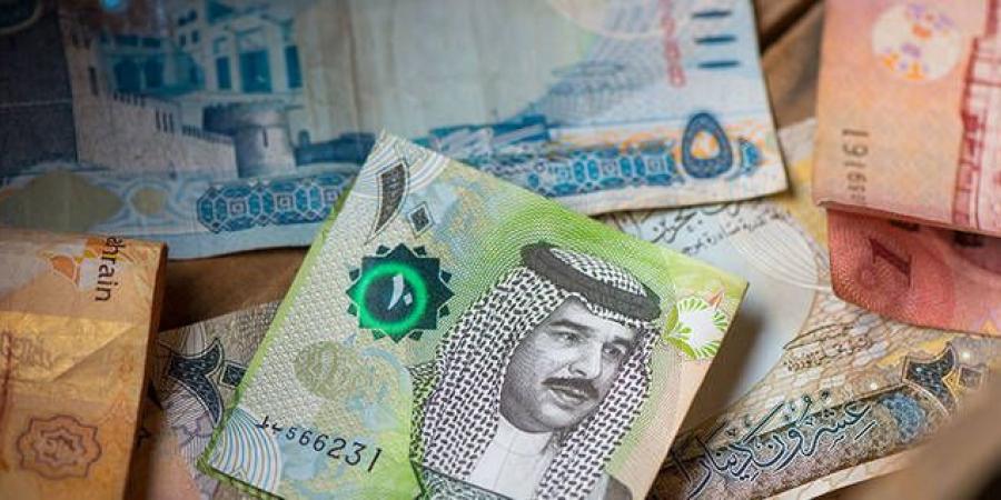 تراجع سعر الدينار البحريني مقابل الجنيه في البنوك المصرية مساء اليوم