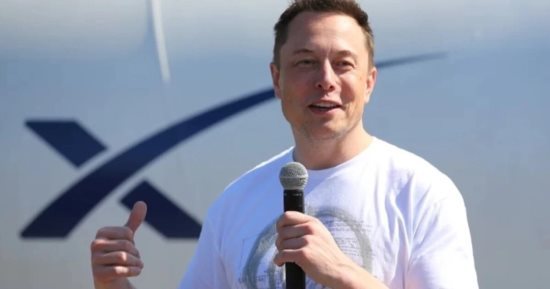 إيلون ماسك يحذر من انهيار شركات الذكاء الاصطناعى الصغيرة