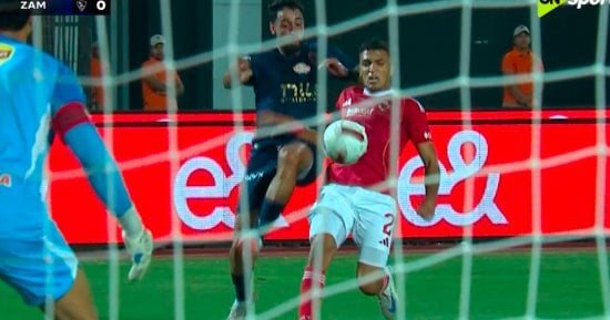 فى زمن الأبيض والأسود.. نجوم الفن بين مدرجات الأهلى والزمالك