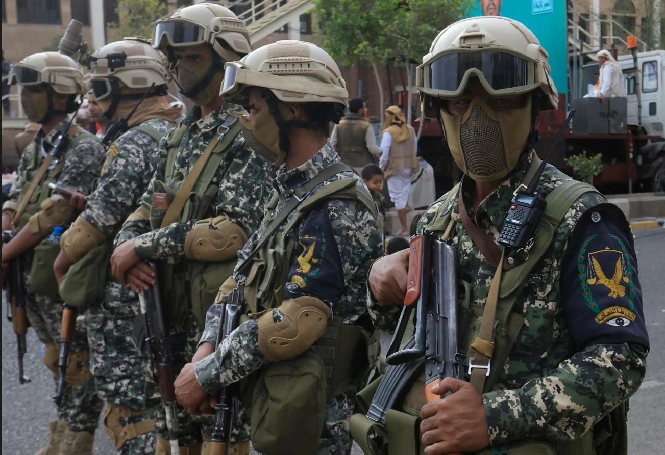 مستشار وزير الدفاع اليمني: القوات الموجودة فيها تخوض معارك شديدة في تعز