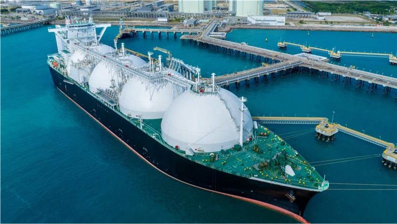 الغاز الطبيعي يقفز 3.8%.. ومكاسبه الشهرية تتجاوز 16%