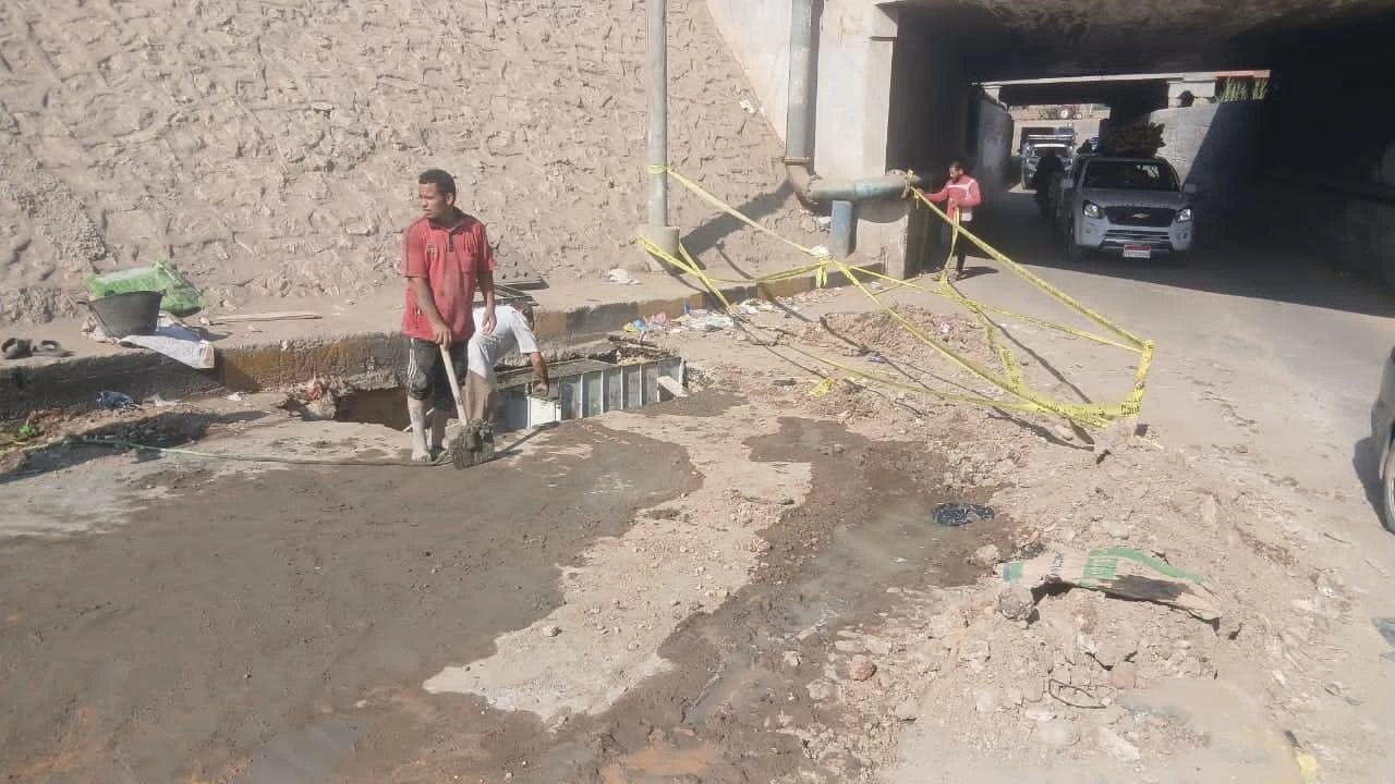 البدء في أعمال فنية لرفع كفاءة تصريف مياه الأمطار بنفق سندنهور وطوخ والفرنواني بشبرا الخيمة