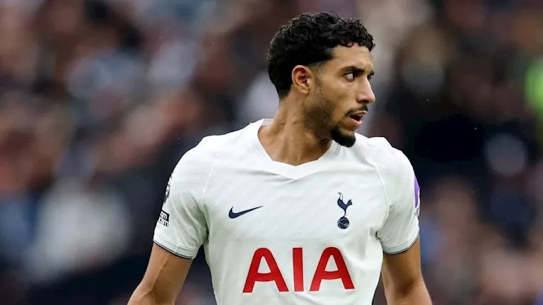 ماذا قدم عمر مرموش أمام كريستال بالاس قبل مباراة الغد؟