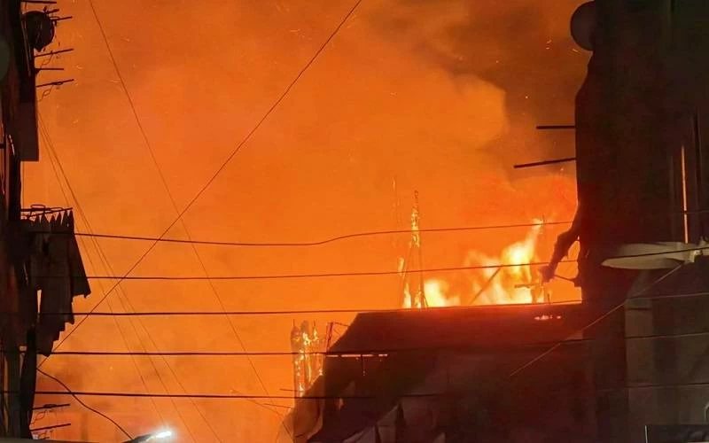 إصابة مُسن وحفيده بحروق بسبب اشتعال أنبوبة بوتاجاز في الدقهلية
