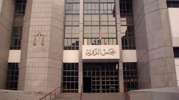 لإهماله في متابعة خلايا النحل.. خصم 10 أيام من مهندس بمزرعة سدس