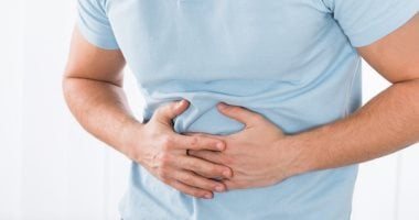 أسباب الشعور بانتفاخ البطن والغازات.. 3 علاجات منزلية
