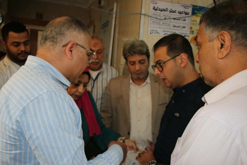 جولة لمتابعة انتظام العمل وتوافر الأدوية وأكياس الدم بمستشفى بني سويف وعيادتي السلام والشاملة