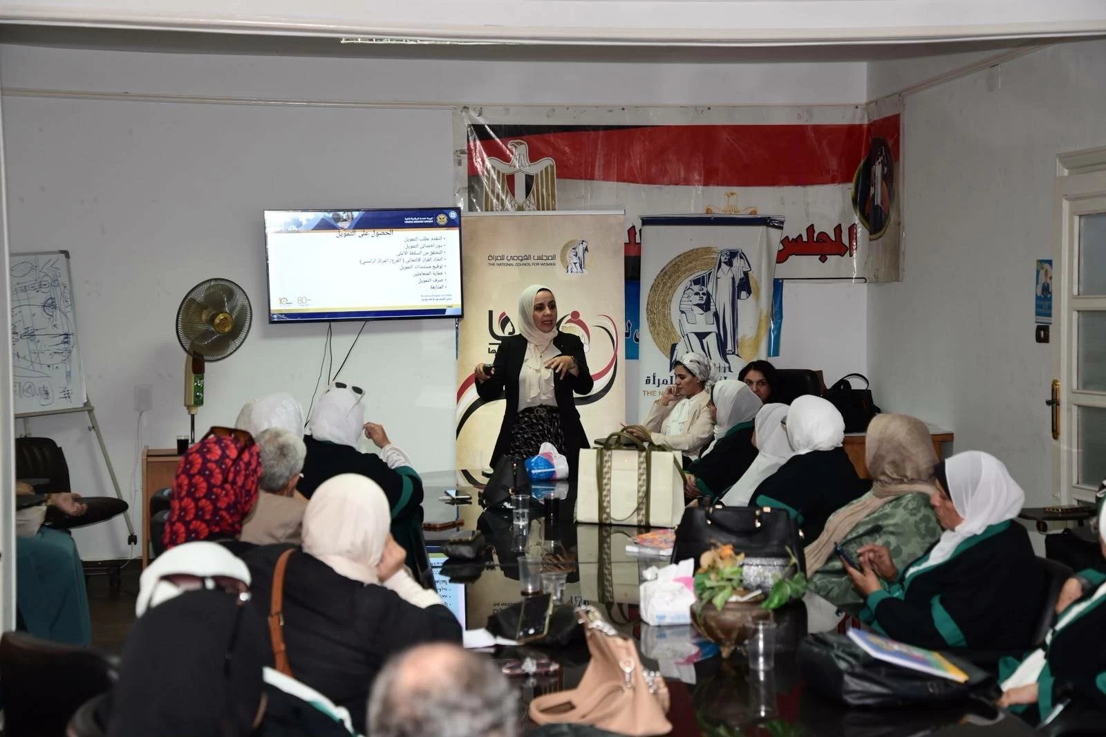 تحرك حكومي موسع لحظر التعامل مع شركات التمويل غير المرخصة
