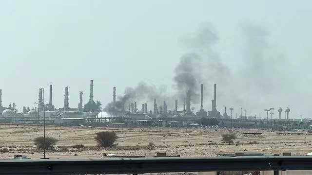 السعودية تصدر بيانا بشأن هجوم بـ صواريخ باليستية استهدف الرياض وخميس مشيط