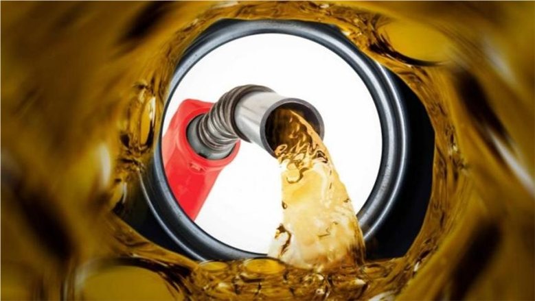 المواطن أولًا رغم أزمات النفط.. شائعات زيادة البنزين تتساقط أمام قرار الدولة