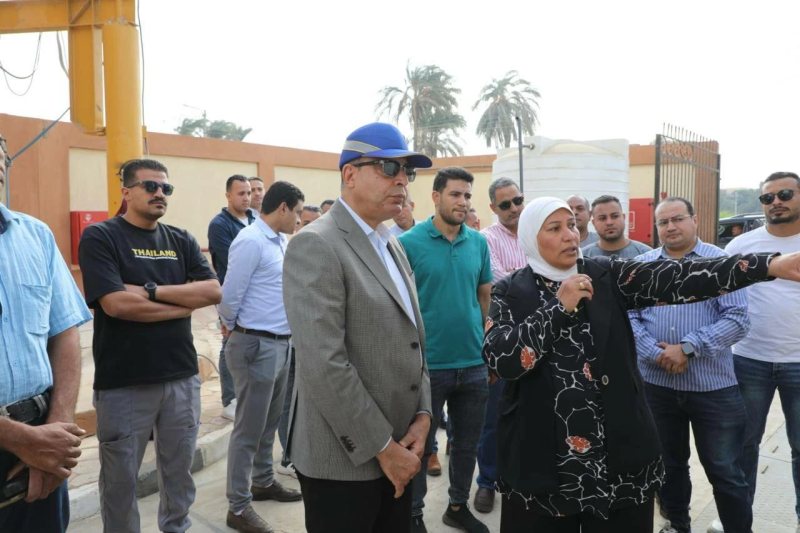 محافظ المنيا يتفقد معدلات انجاز أعمال محطتي رفع بقريتين في دير مواس لخدمة 15 ألف نسمة