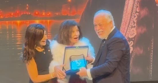 مهرجان نقابة المهن التمثيلية يكرم 8 فنانين من بينهم عائشة الكيلانى وعلاء زينهم