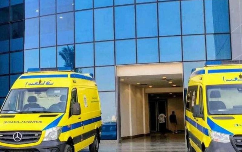 إصابة 8 سيدات في انقلاب سيارة ملاكي بكوم أبوراضي في بني سويف
