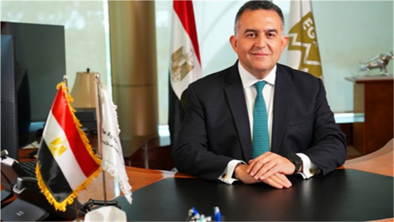 هبوط جماعي لمؤشرات البورصة المصرية في مستهل تعاملات الاثنين