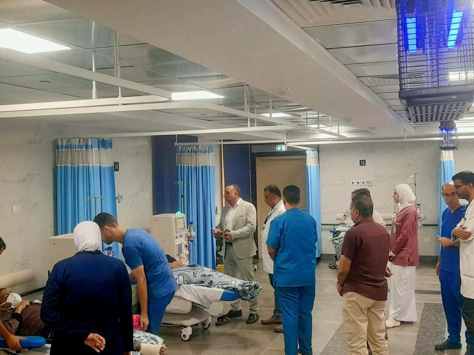 وكيل «صحة شمال سيناء» يتفقد مبنى الكلى الجديد بالعريش بعد تشغيله