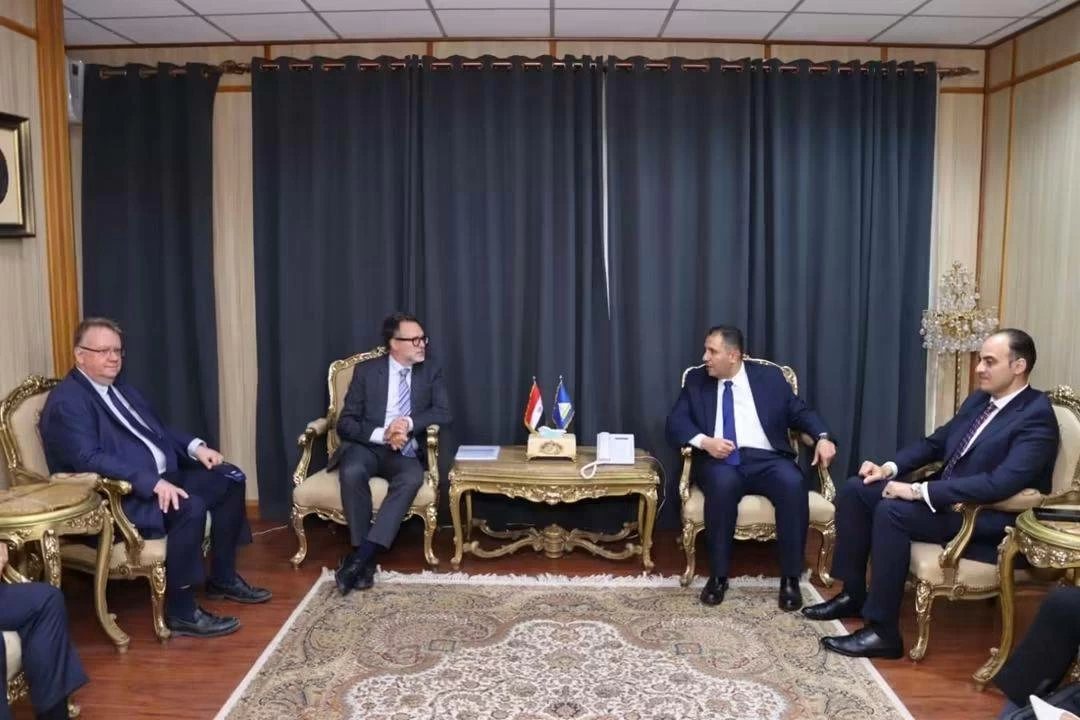 محافظ دمياط يستقبل السفير الكندي لبحث سبل تعزيز التعاون في مجال تمكين المرأة