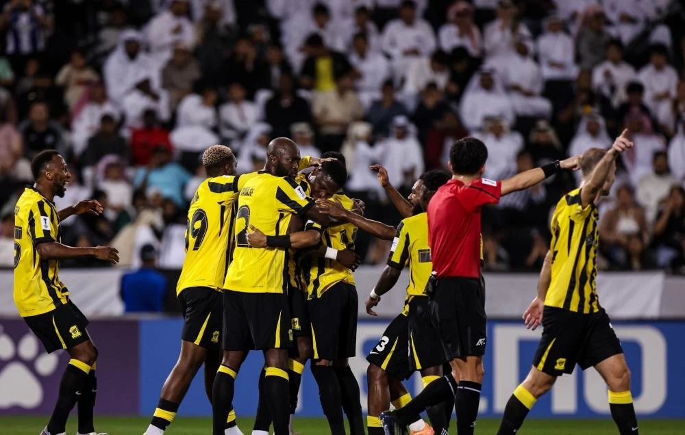 القنوات الناقلة لمباراة الاتحاد ضد نيفتشي الأوزبكي في دوري أبطال آسيا للنخبة